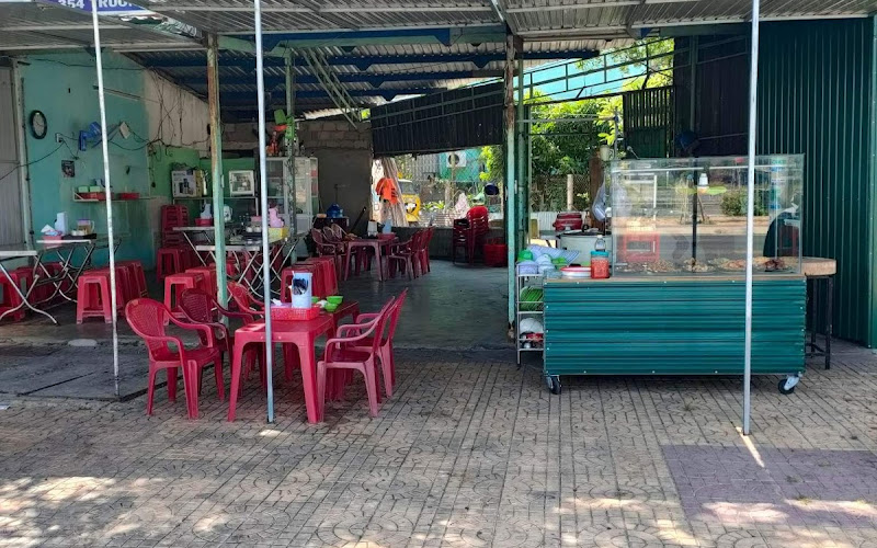 Cơm Bánh canh chả cá Lành