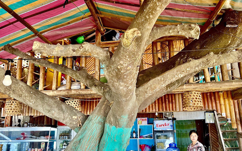 Santiago White Beach