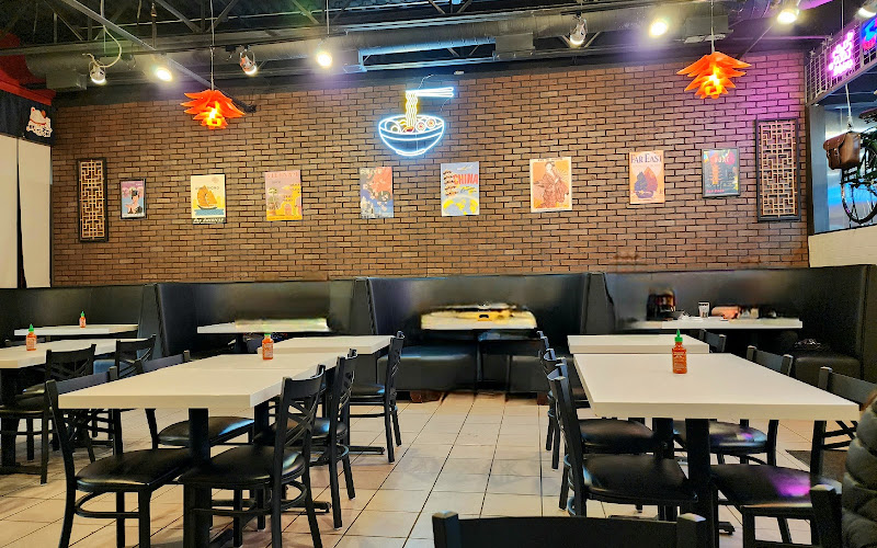 Jumbo Noodles Bar