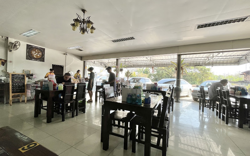 เตี๋ยวหน้าซอย แยกบ้านย่าเป้า จังหวัดลำปาง