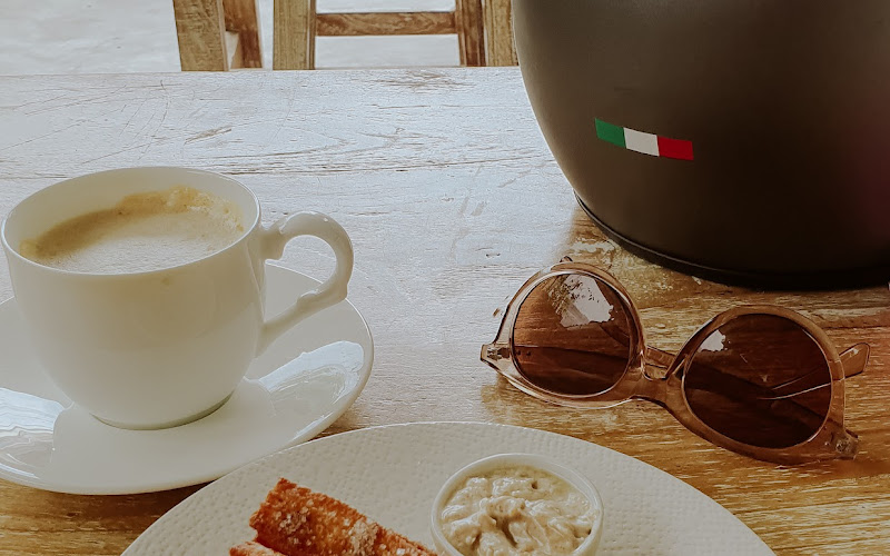 Churros Coffee & Pastry