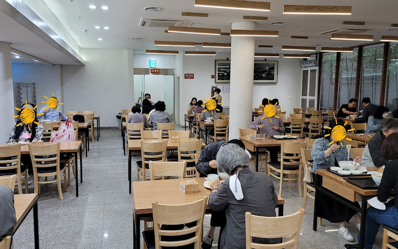 Seoraewon (Lotus Flower Noodle House)