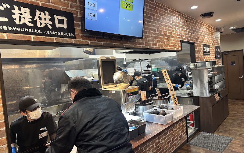 感動の肉と米 鈴鹿白子店