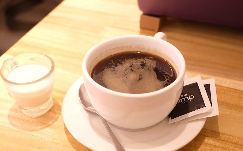 Tamp Cafe & Co. KASAMBAGAN