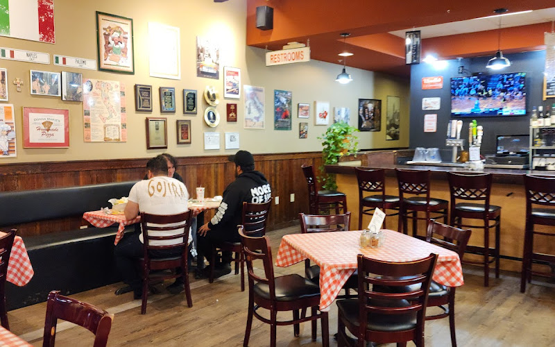 Capo's Pizzeria