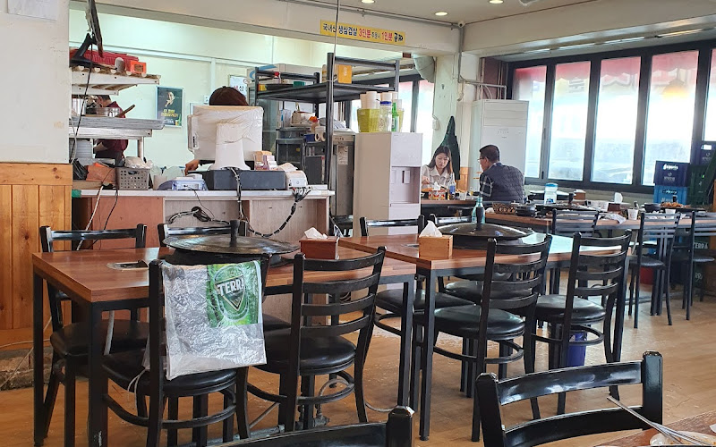 수락솥뚜껑김치삼겹살