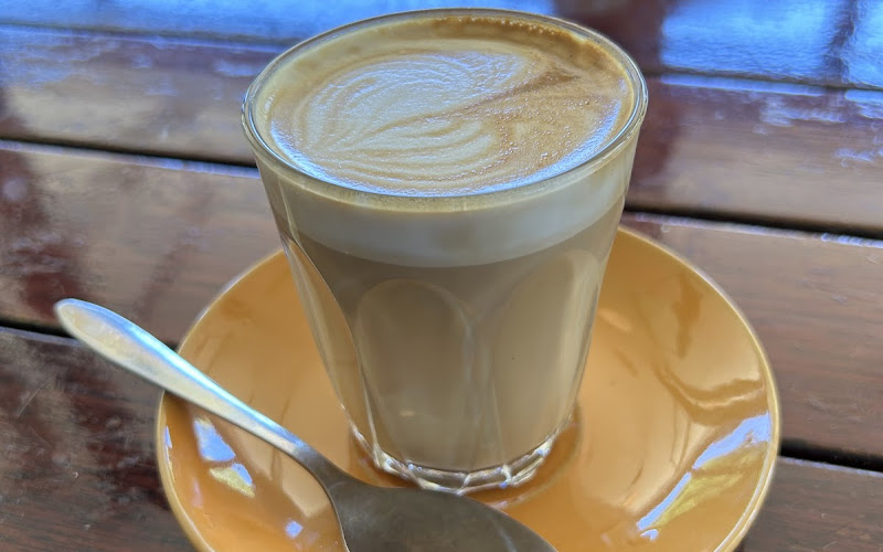 Shirley's Cafe & Bar