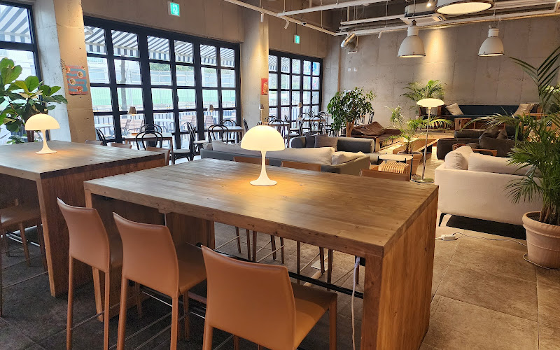 Melbuzz brunch & dinner