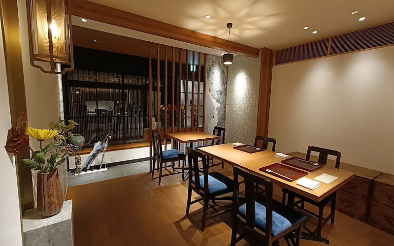 SUI Fine Dining Restaurant