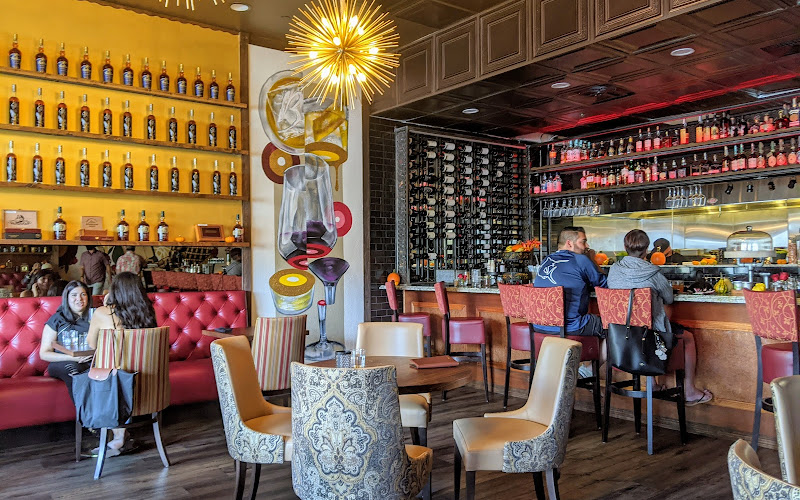 Unit B Eatery + Spirits