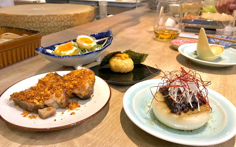 cheap saloon Frenchman