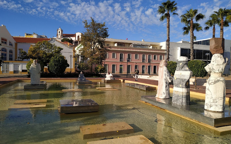 Praça Al-Mutamid