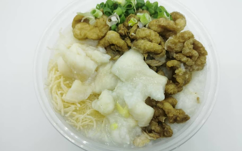 Ipoh Buntong Pasar Porridge(驰名怡保文冬巴刹猪杂粥)