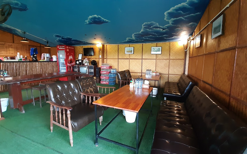 ชมนาคาเฟ่