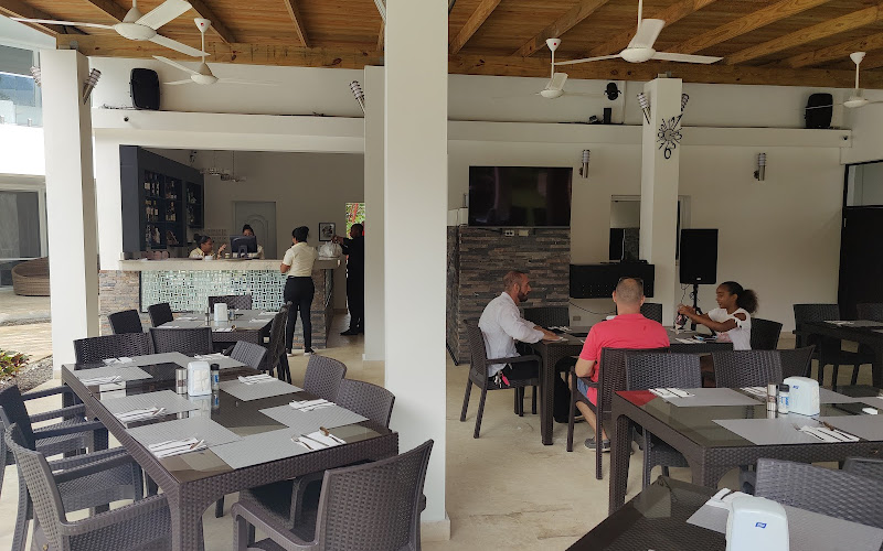 Beach Walk bar and restaurant