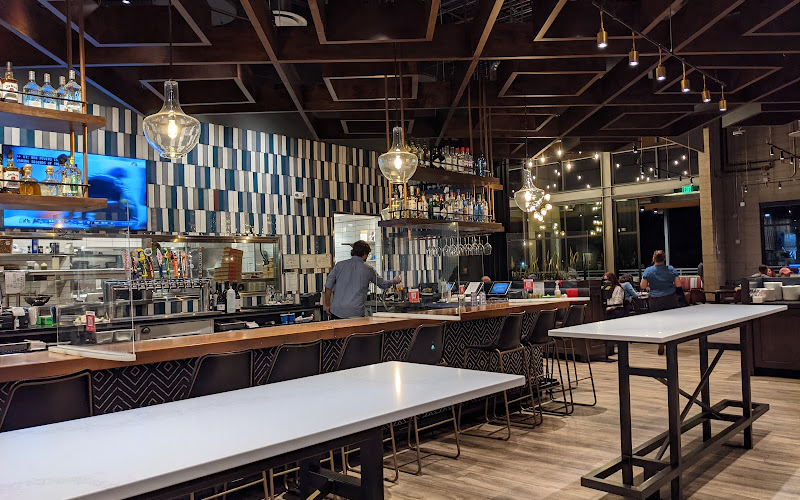 Spinato's Pizzeria and Family Kitchen