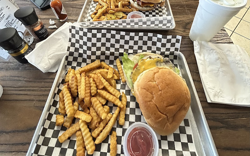 PJ’s Eatery
