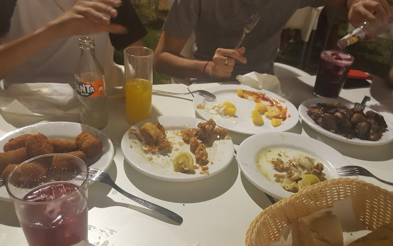 Hostal Restaurante Los Rosales