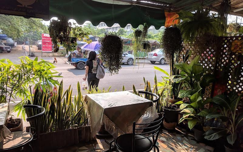 Tamachat Vegetarian Restaurant.