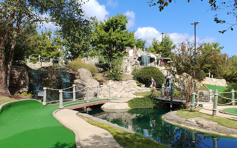 Pirate's Cove Adventure Golf of Williamsburg Virginia