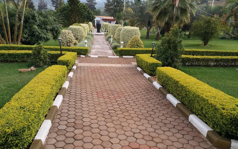 Heaven Garden Rebero