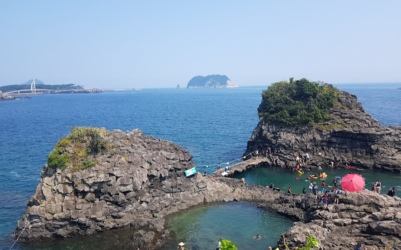 Hwanguji Natural Pools