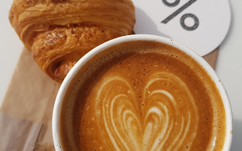 % Arabica (Abu Al-Hasaniya)