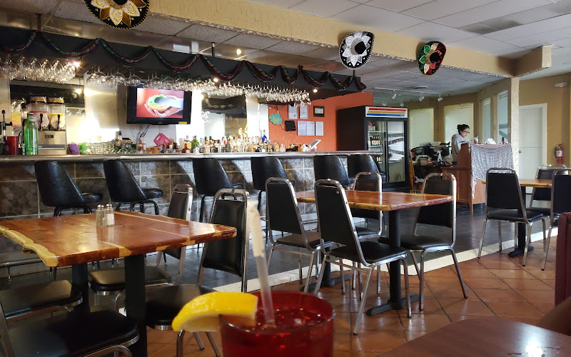 El Mariachi Loco Cantina