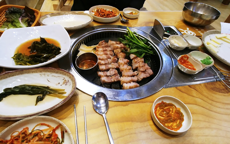 맛찬들왕소금구이 대전관평점