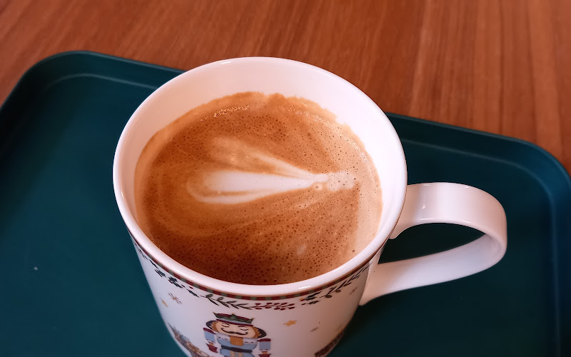 커피기업 압구정점