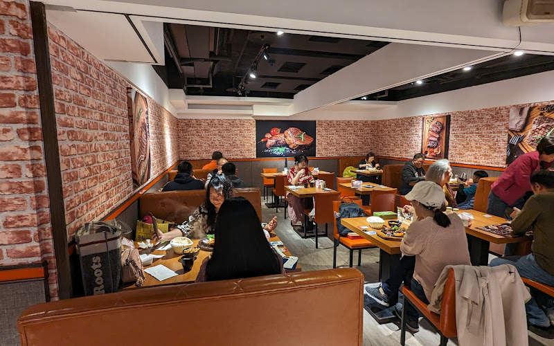 人从众厚切牛排(台北永春店)