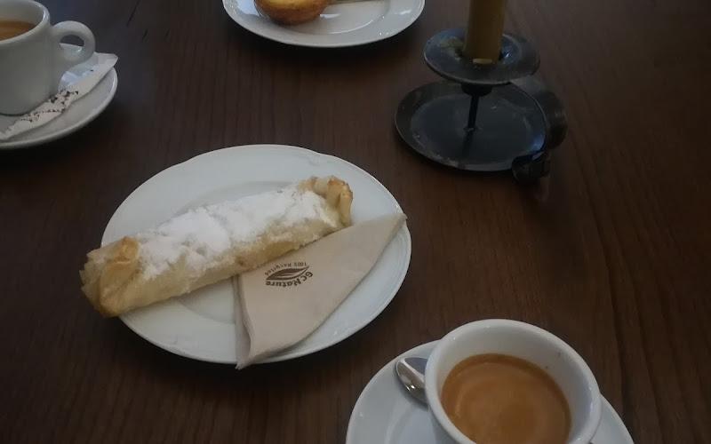 Opera Café