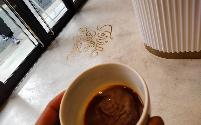 TERRA COFFEE ROASTERS 江坂公園ROASTERY