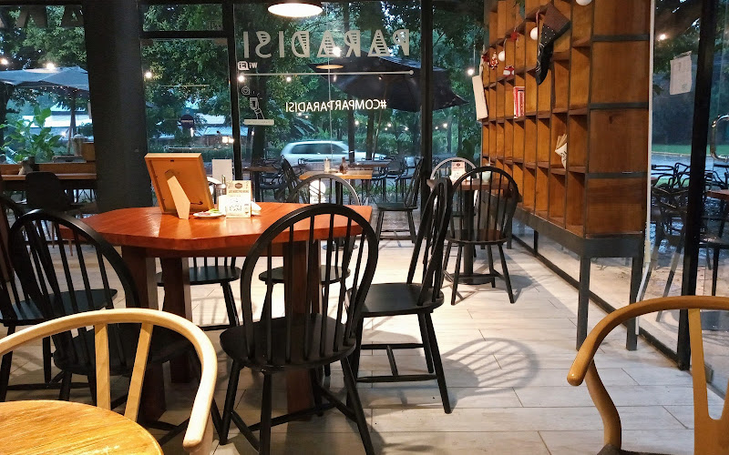 Paradisi Café