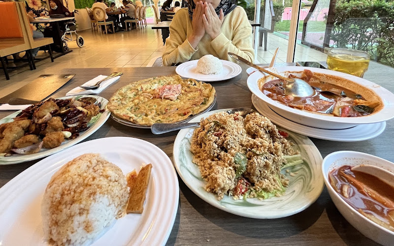 Mohd Chan by the Garden