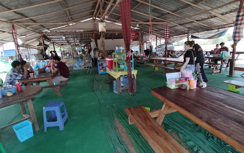 Stop by a little shop by Jay Pu