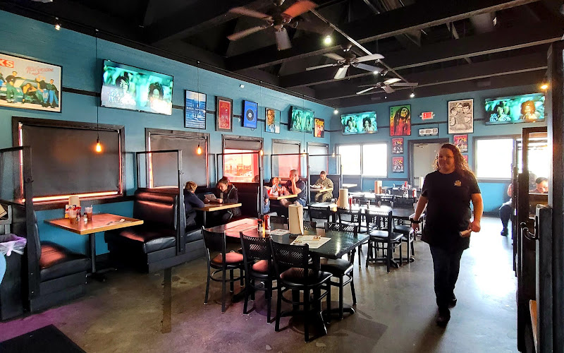 S&B's Burger Joint - Lawton
