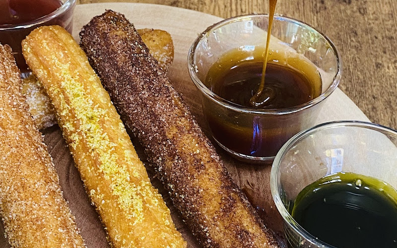 Oyatu'ya チュロス店 ＆ アサイーボウル店