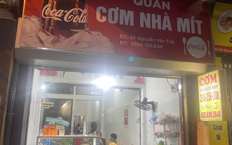 Quán Cơm nhà Mít