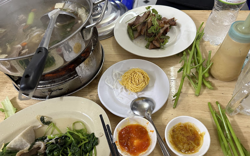 Lẩu Đuôi Bò 94A