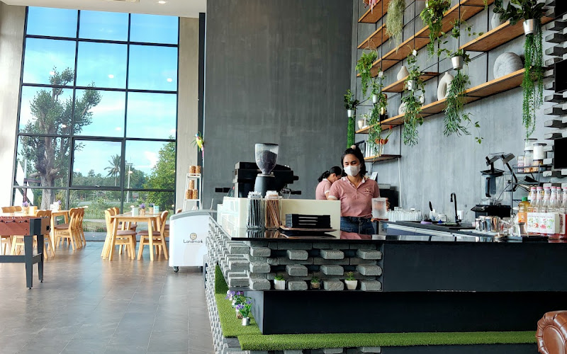 The Landmark Cafe & Restaurant