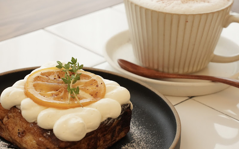 カフェと屋上BBQ Pier's CAFE&ROOFTOP（かふぇとおくじょうばーべきゅー ぴあーずかふぇあんどえうーふとっぷ）