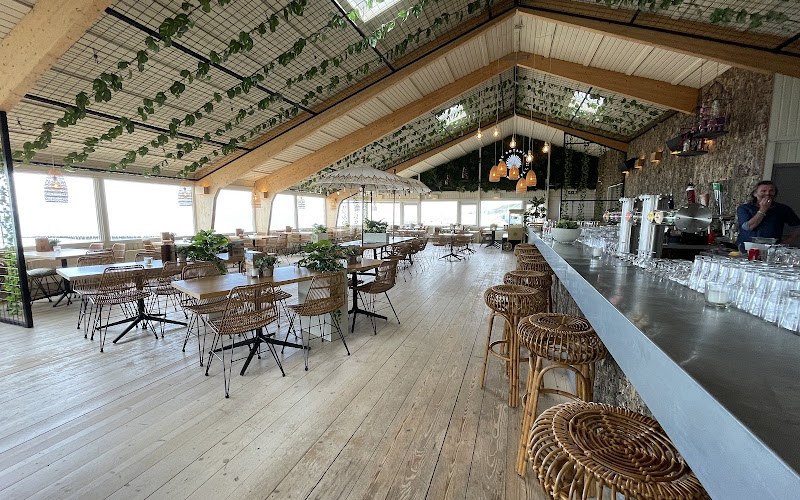 Strandpaviljoen De Botanist aan Zee