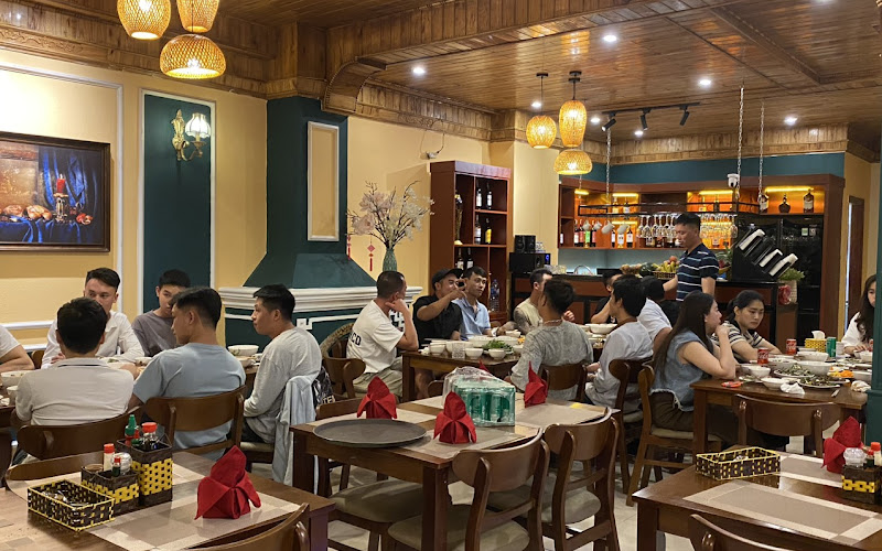 Sapa Big Tree Restaurant