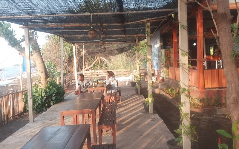 Warung Divayana