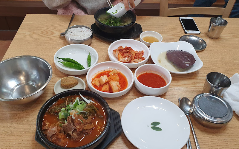 토종선지뼈다귀해장국