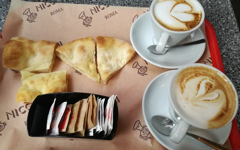 Nicolini: Pasta all'Uovo - Rinfreschi - Tavola Calda