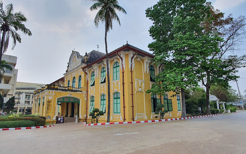 Abhaibhubejhr Thai Herbal Medicine Museum