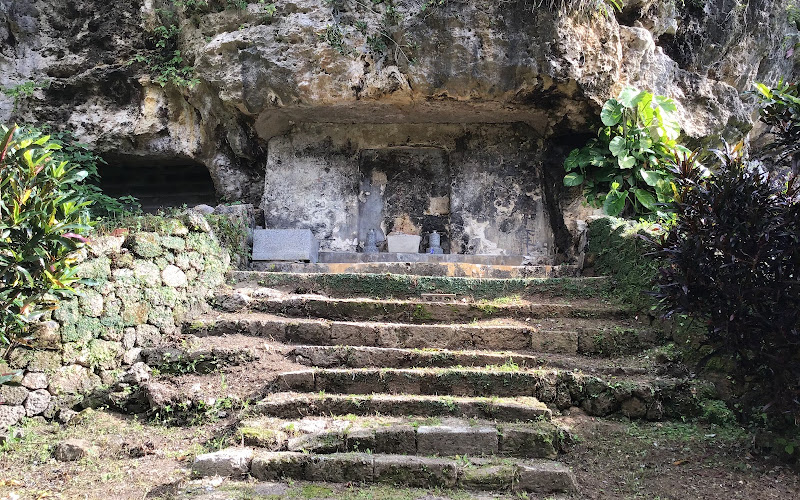 Uunishi Haka Tomb