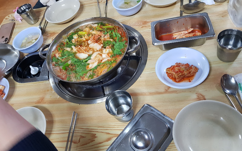 박가삼거리부대찌개